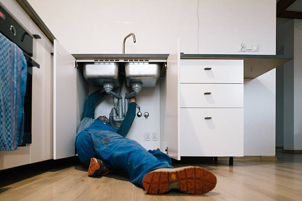 Professional Drain Cleaning technician working in Rowdy, KY